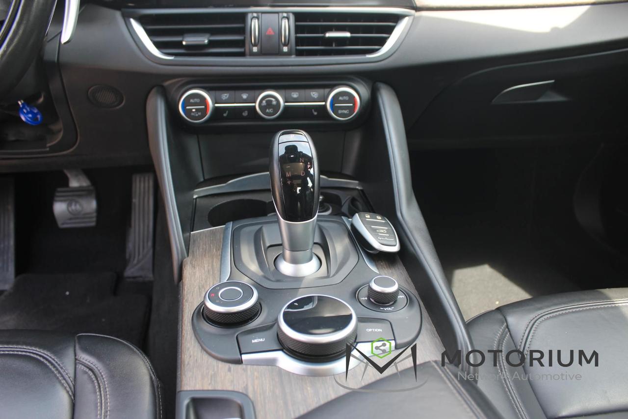 Alfa Romeo Giulia 2.2 TURBO DIESEL 190 CV AWD AUTOMATIC