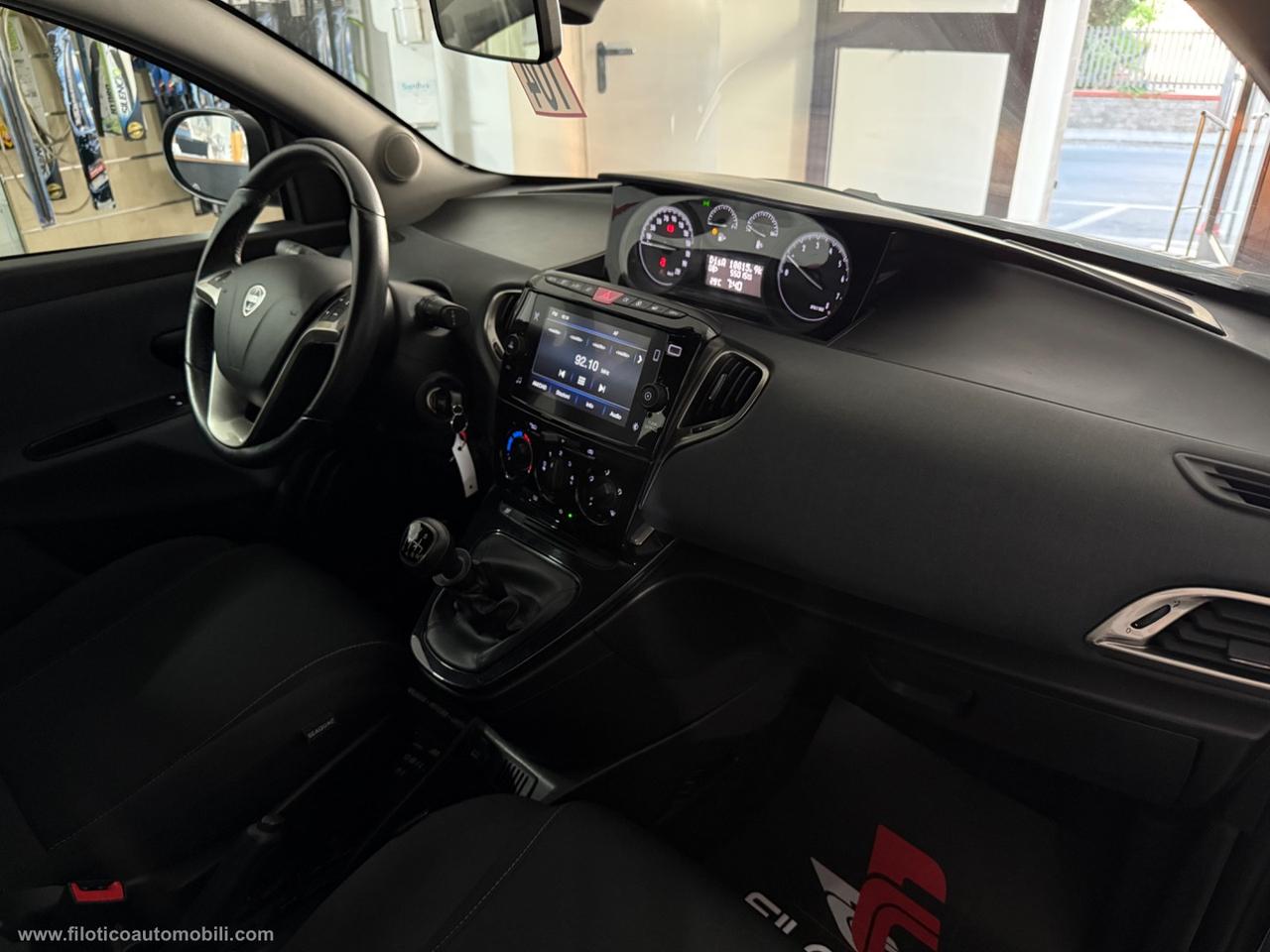 LANCIA Ypsilon 1.0 FireFly 5p.S&S Hybryd Gold IBIRDA | USATO GARANTITO