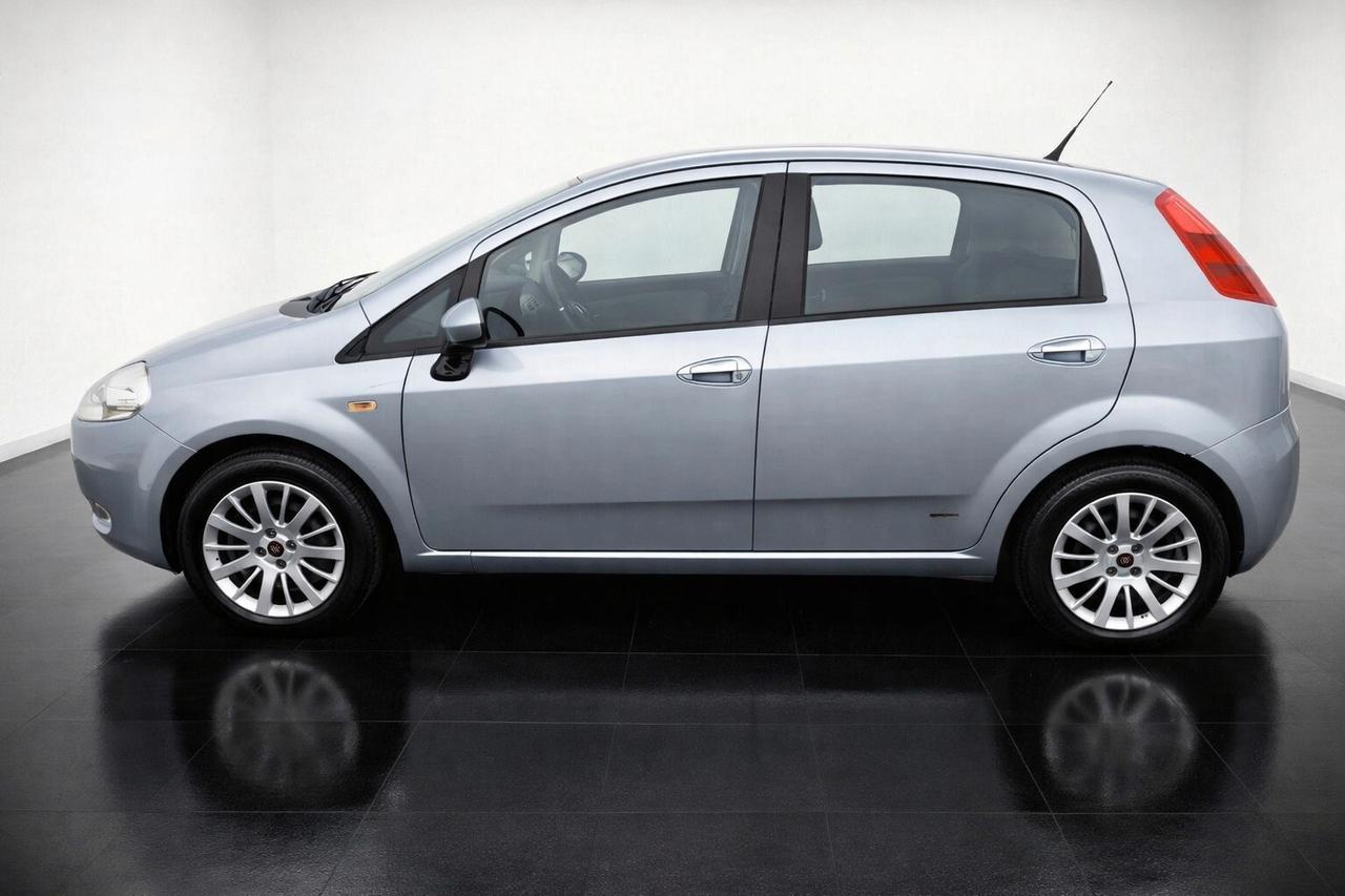 Fiat Grande Punto 1.3 MJT 90 CV 5P Emotion NAVI TEL NEOPAT €4 CATTENA NUOVA