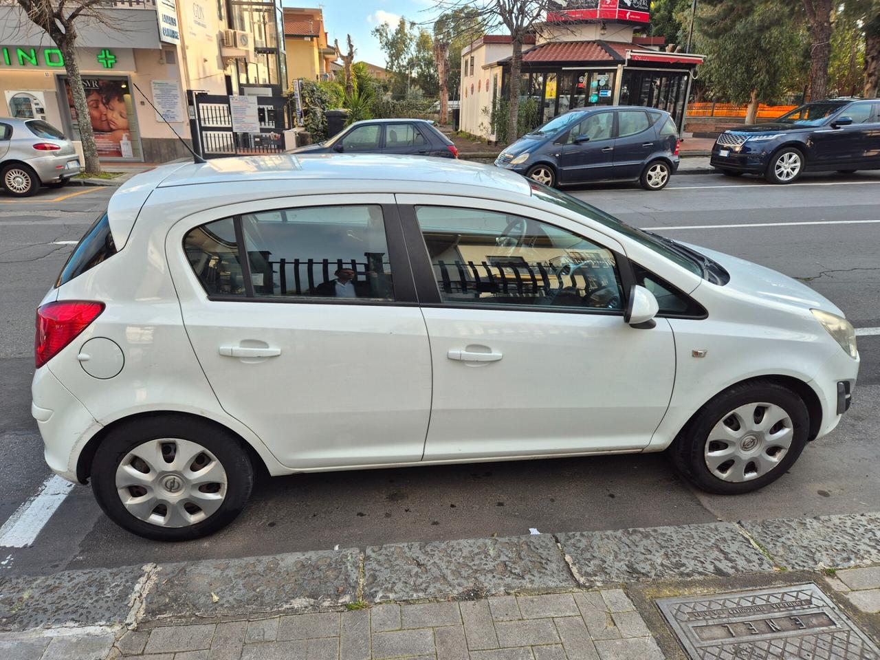 Opel Corsa 1.2 5 porte Sport