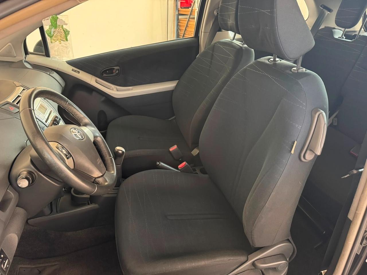 Toyota Yaris 1.0 3 porte