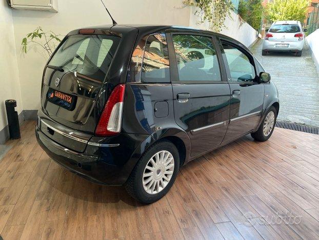 Lancia MUSA BENZINA - NEOPATENTATI - DISTRIBUZIONE