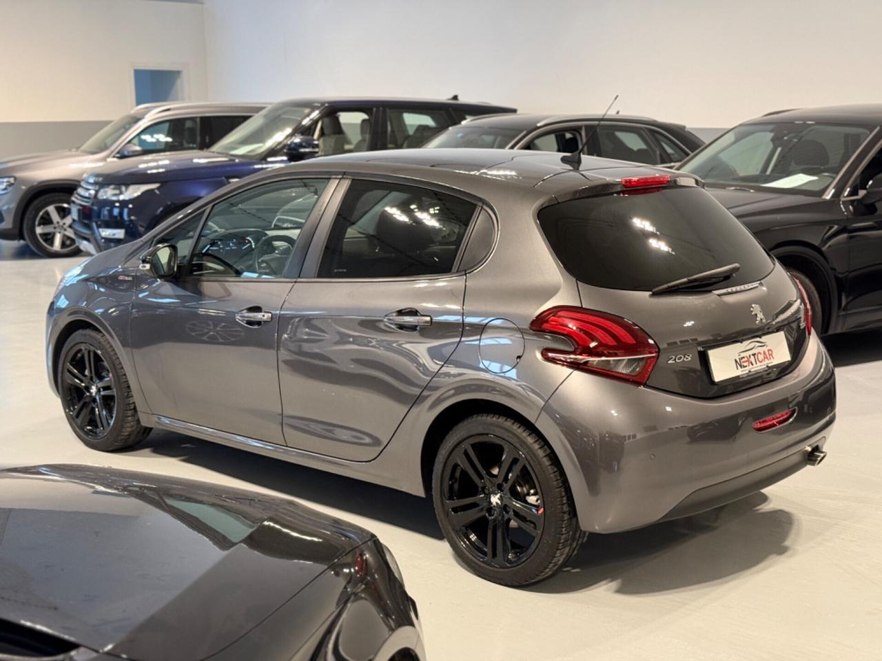 Peugeot 208 5p 1.2 GT Line 30.000KM! Sport