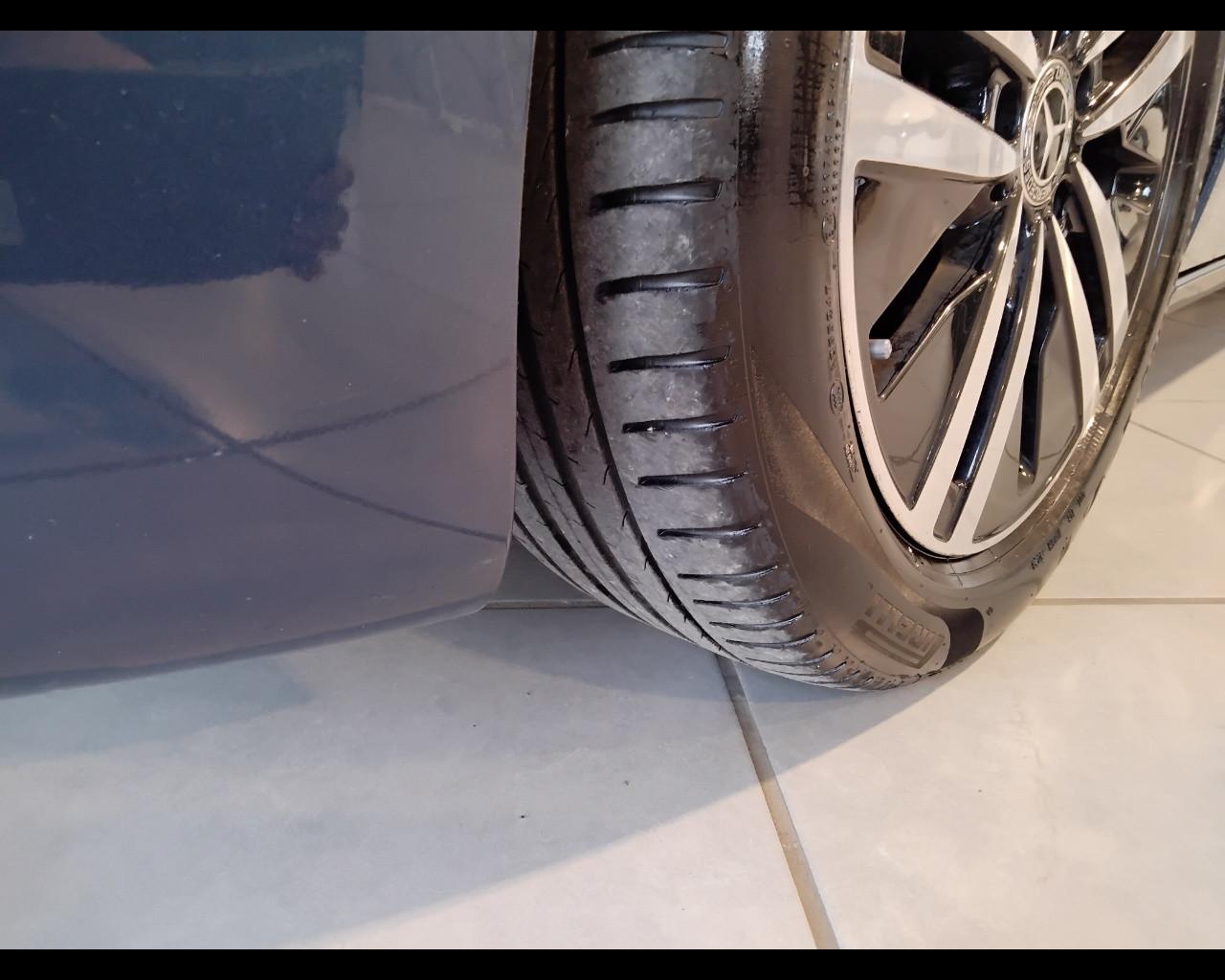 Mercedes-Benz Classe A - W177 2018 - A 180 d Sport auto