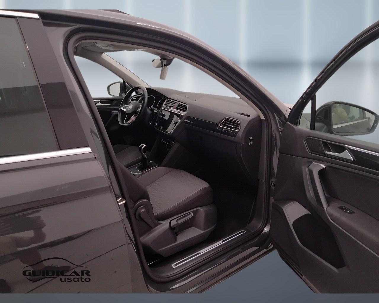 VOLKSWAGEN Tiguan II 2021 - Tiguan 2.0 tdi Life 122cv