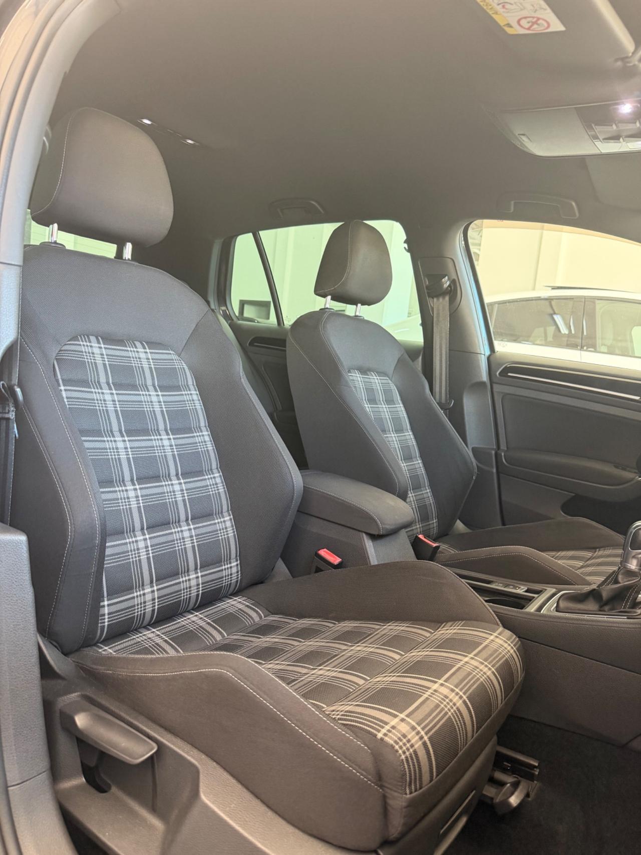 VW GOLF 7 GTD 2.0 TDI DSG 5p. FINANZIABILE