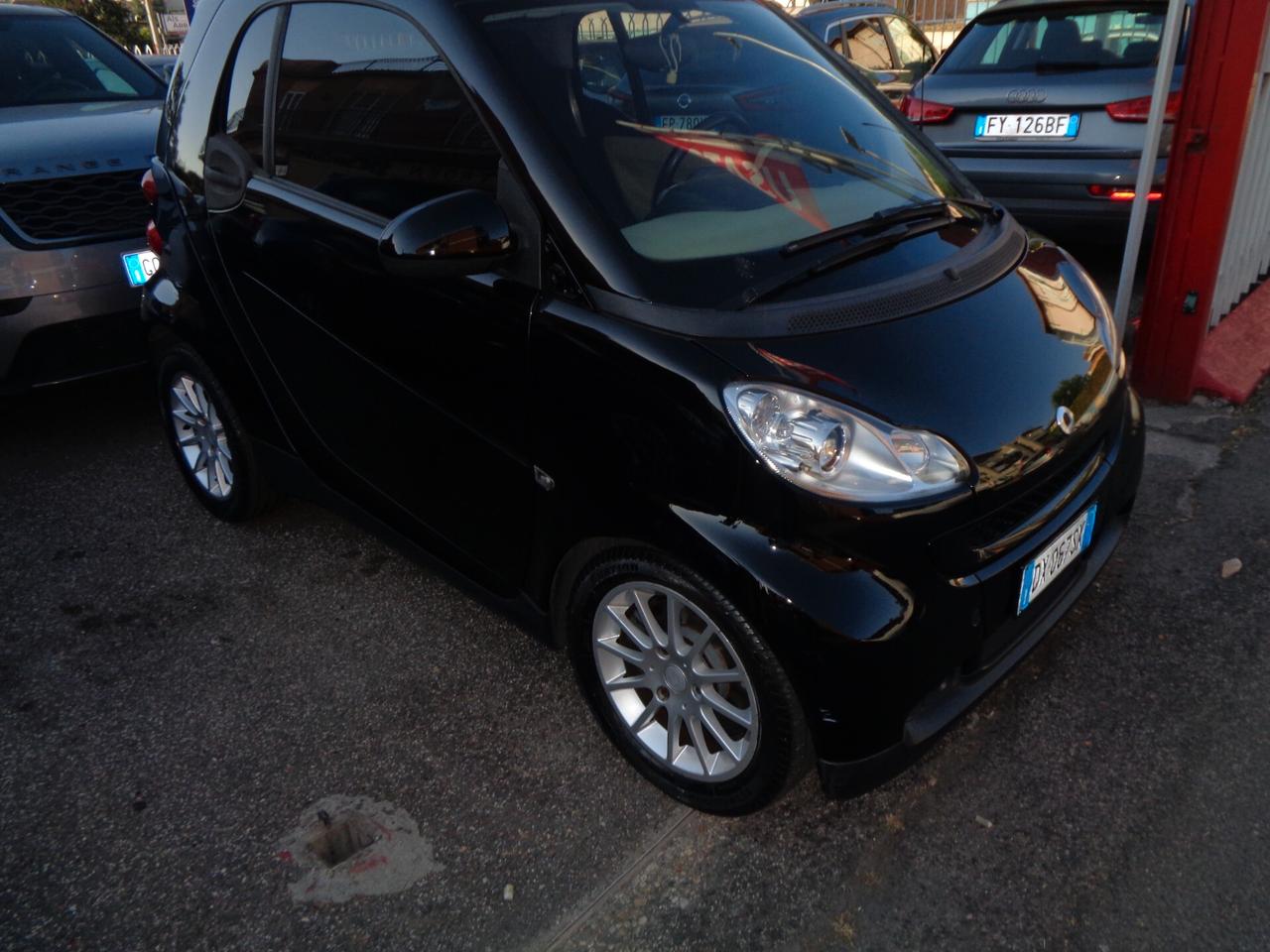 Smart ForTwo 1000 62 kW coupé passion