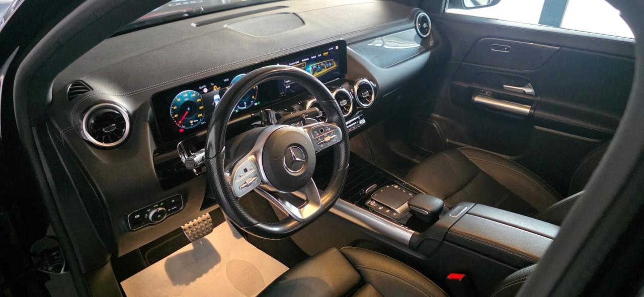 Mercedes-benz GLA 200 d Automatic Premium Night Edition Tetto