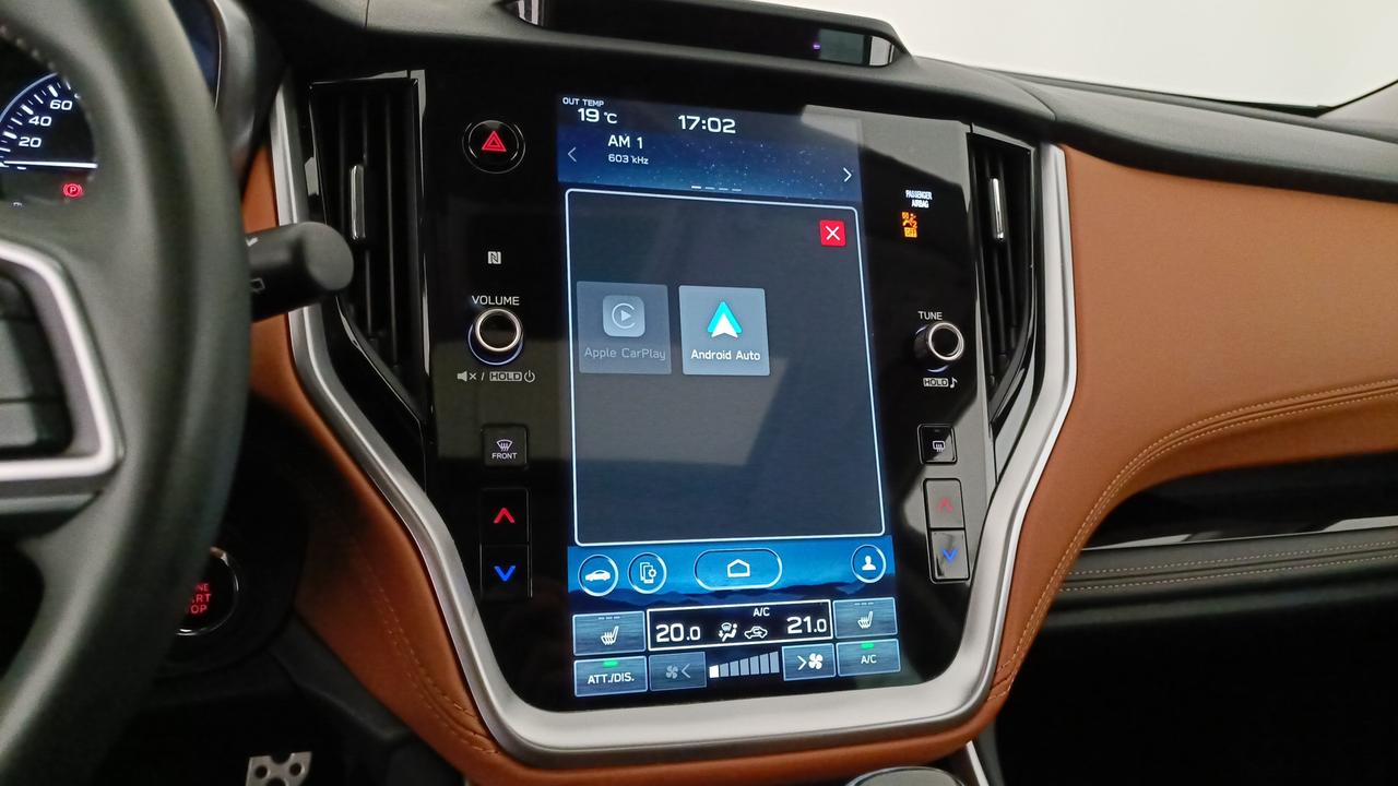 SUBARU Outback 2.5i Premium lineartronic