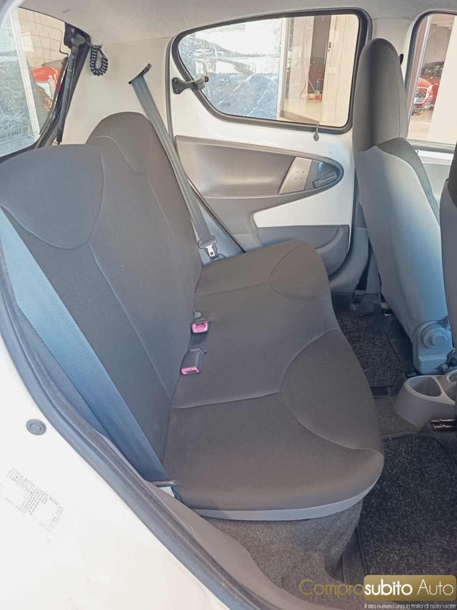 TOYOTA Aygo 1.0 12V VVT-i 5 porte Lounge