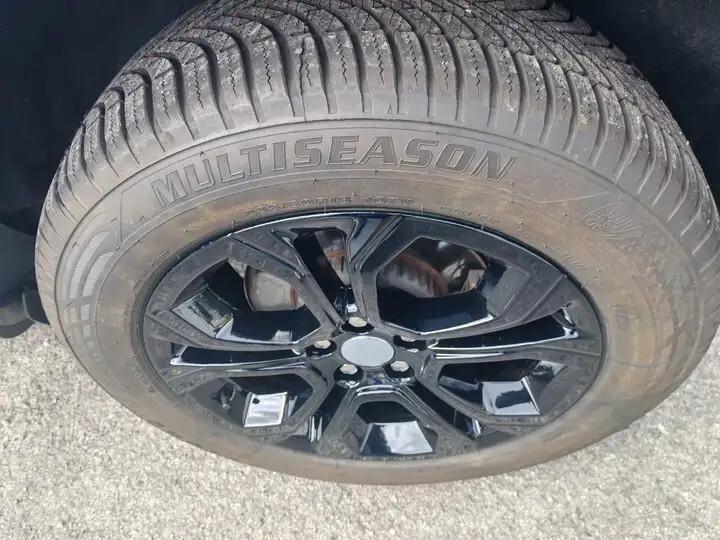 Land Rover Range Evoque 2.0D I4 180 CV AWD Auto R-Dynamic SE