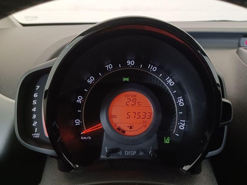 Toyota Aygo II 2018 5p 5p 1.0 x-play 72cv