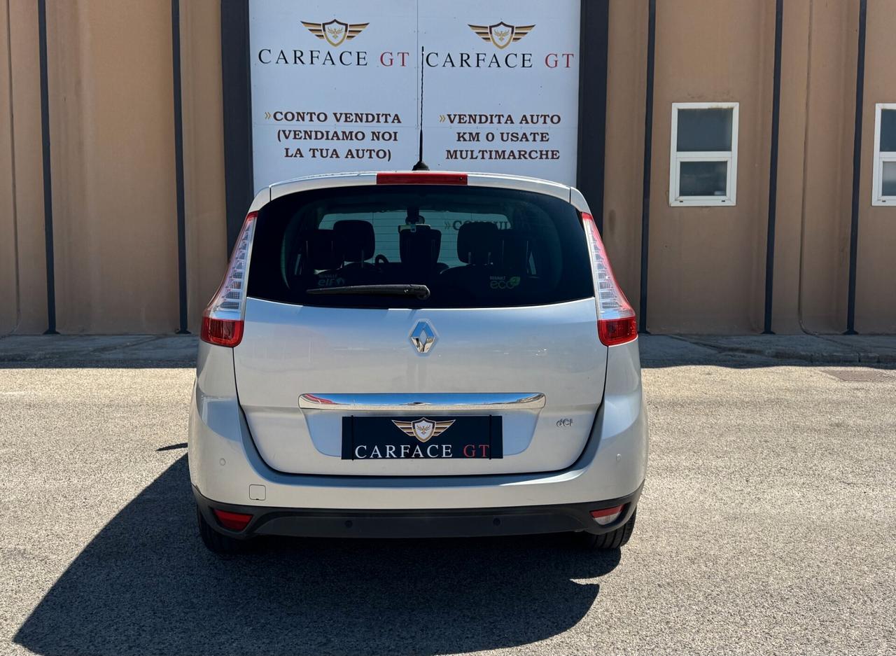 Renault Megane Scénic 1.5 dCi 110CV - 2014