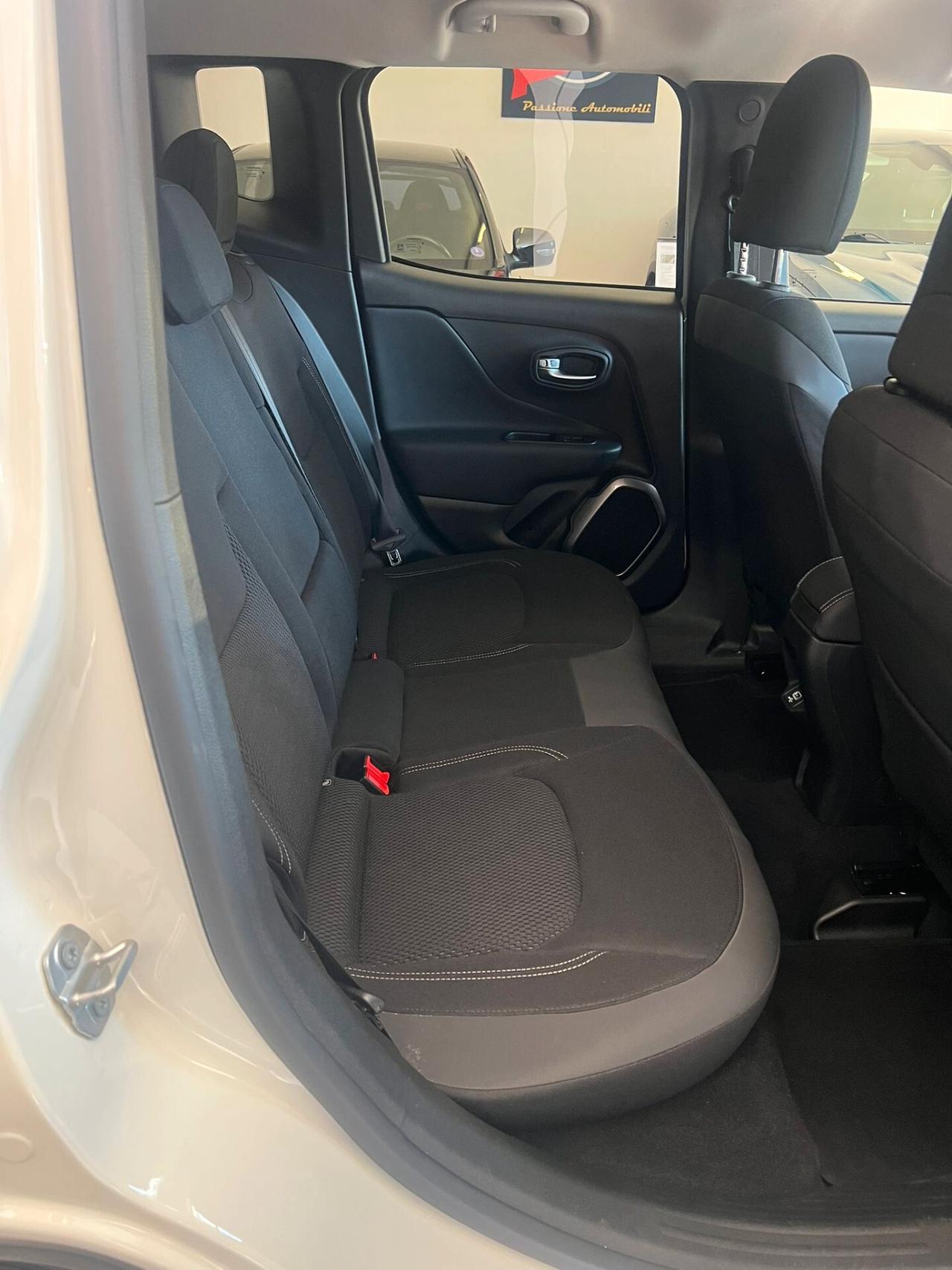 Jeep Renegade 1.3 T4 DDCT Limited