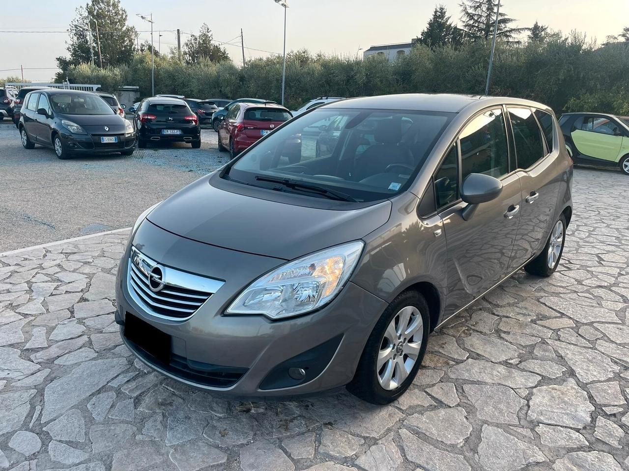 Opel Meriva 1.3 CDTI 95CV ecoFLEX Cosmo