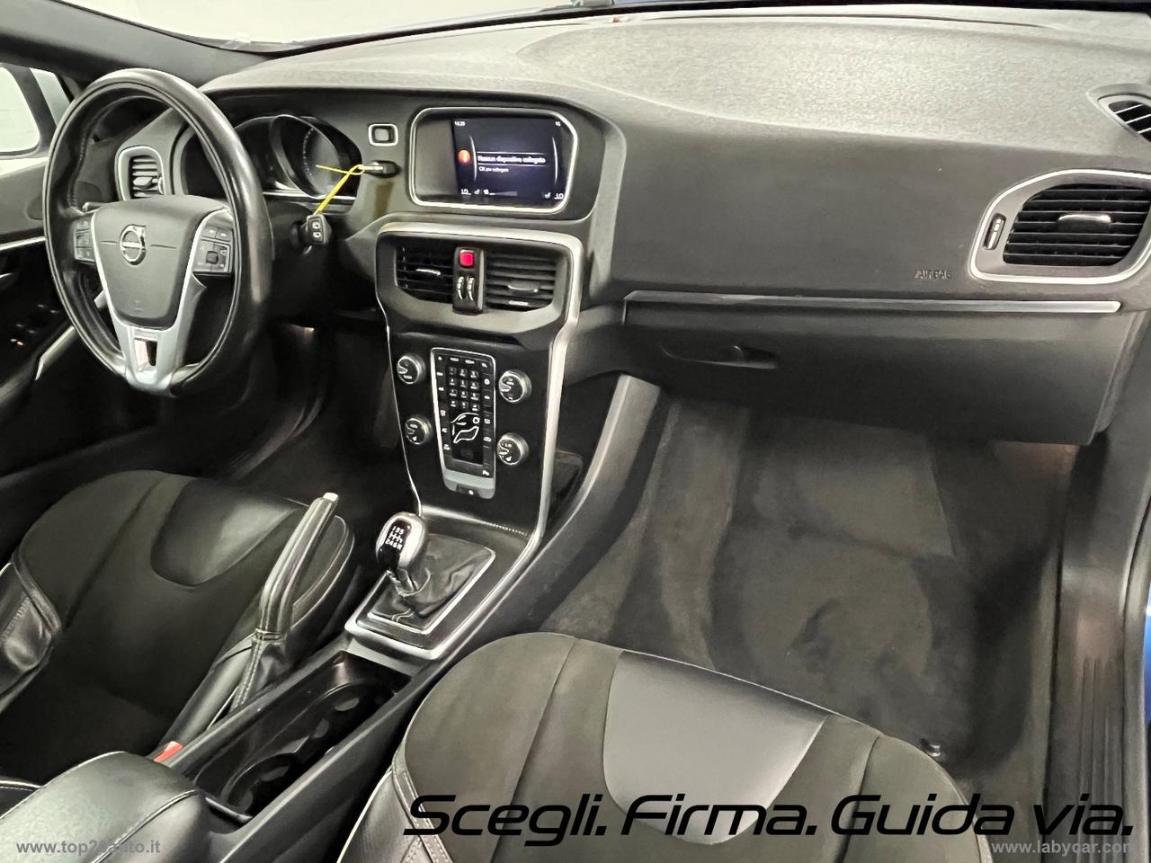 VOLVO V40 D2 R-design FARI LED|DOPPIO SCARICO