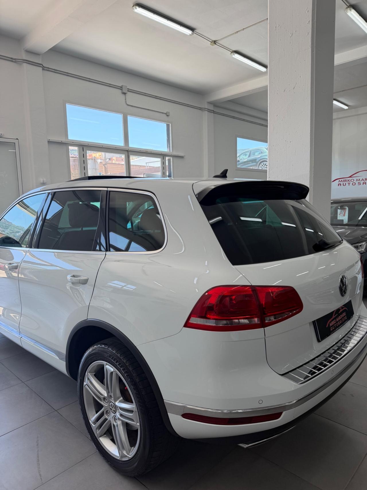 VW Touareg 3.0 TDI 262 CV Sport FINANZIABILE