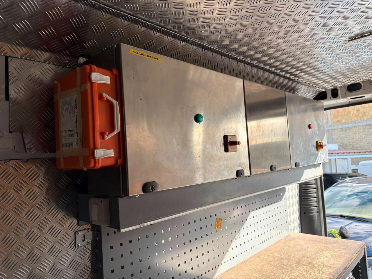 Fiat Ducato maxi 180cv officina mobile inverter 1200w