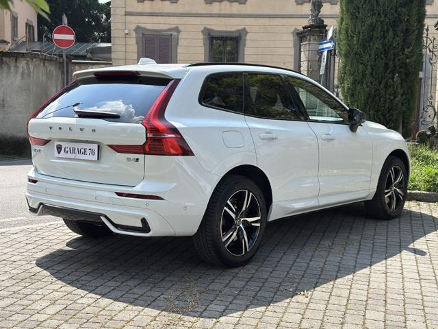 VOLVO XC60 B4 (d) AWD automatico Plus Dark N1 + iva 22%