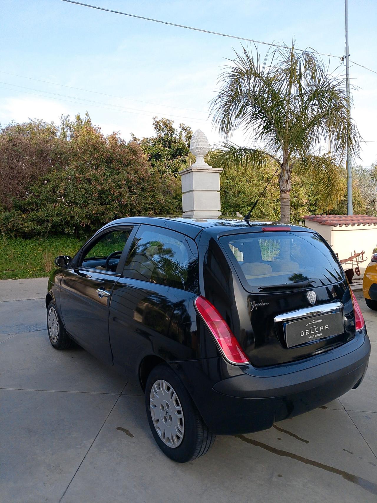 Lancia Ypsilon 1.2 Argento