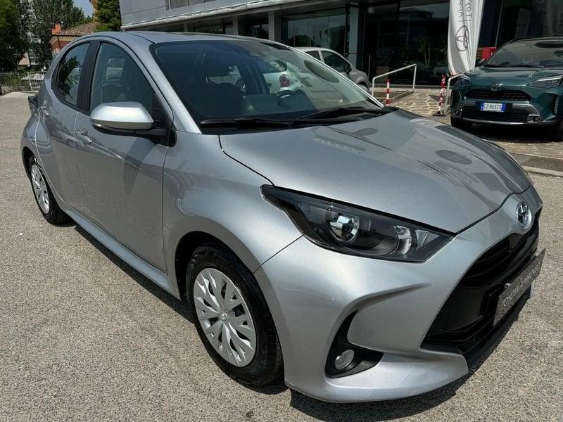 Toyota Yaris 1.5 Hybrid 5 porte Active
