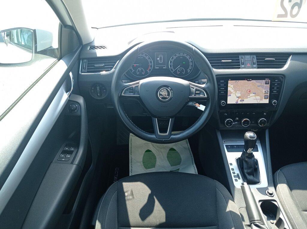 Skoda Octavia 1.6 TDI Executive DSG