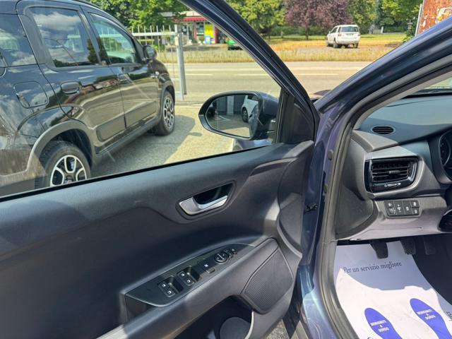KIA Stonic 1.0 T-GDi 100 CV MHEV MT Style NAVI+RETR.