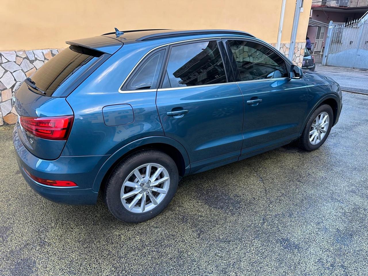 Audi Q3 2.0 TDI 150 CV Sport