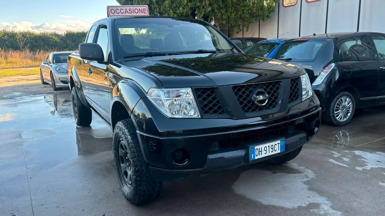 Nissan Navara 2.5 dCi 2 pikap