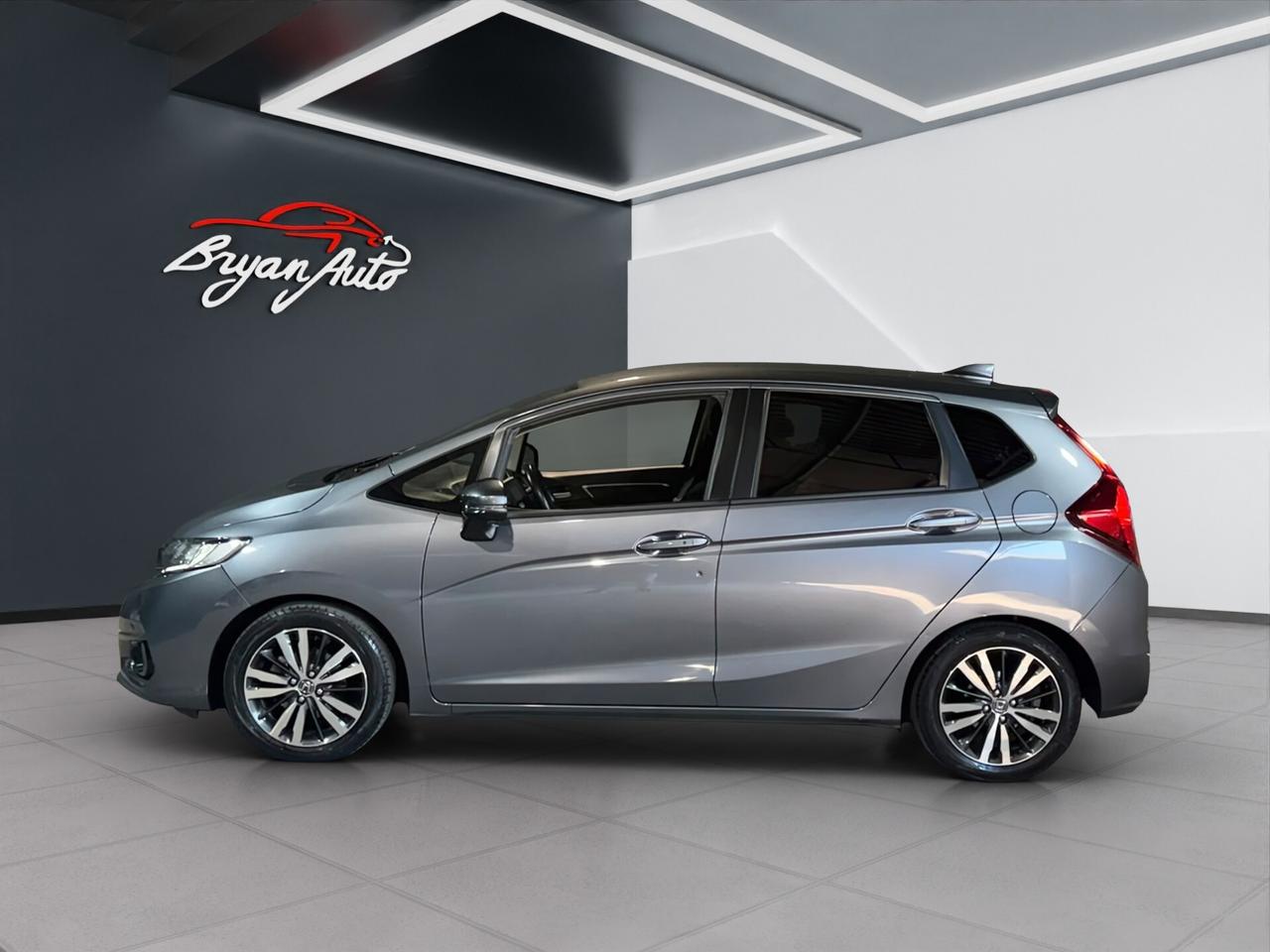 Honda Jazz 1.3 Elegance Navi ADAS