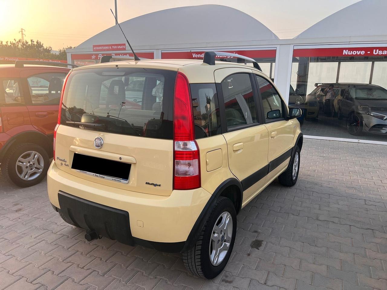 Fiat Panda 1.3 MJT 4x4 CON GANCIO DI TRAINO OK NEOPATENTATI