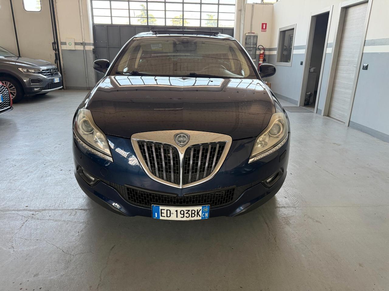 LANCIA DELTA EXECUTIVE FULL OPTIONAL