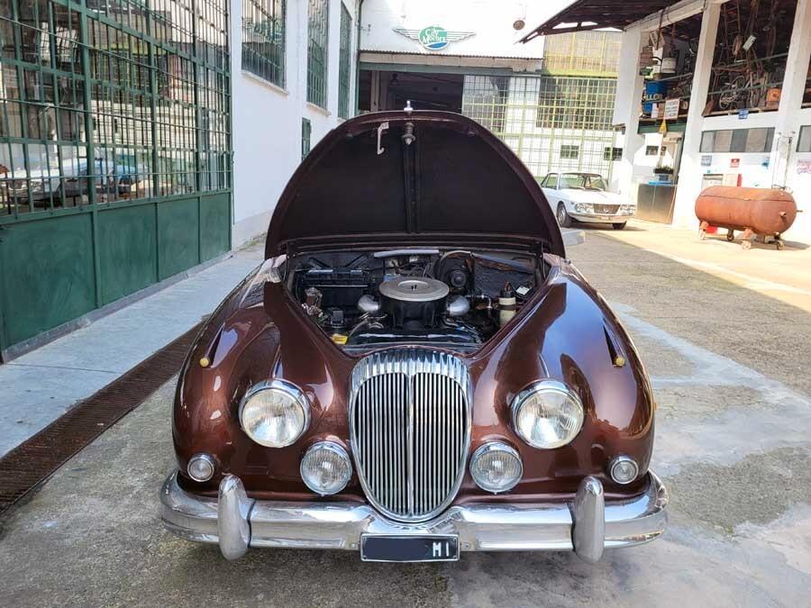 Daimler 2.5 V8 Saloon – 1964