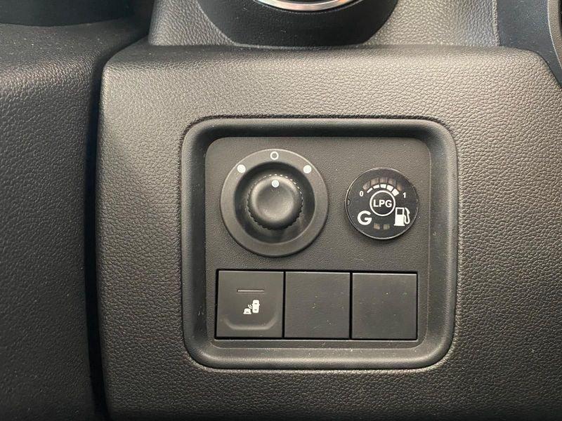 Dacia Duster 1.0 TCe 110 CV ECO-G 4x2 15th Anniversary