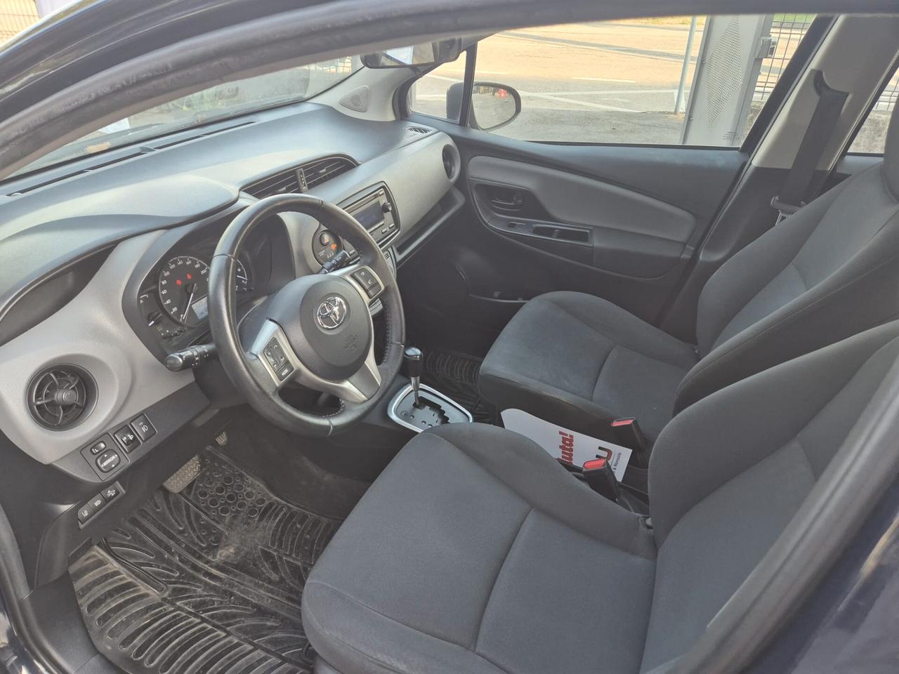 Toyota Yaris 1.5 Hyb Business '19 --OK Neopat.!!!