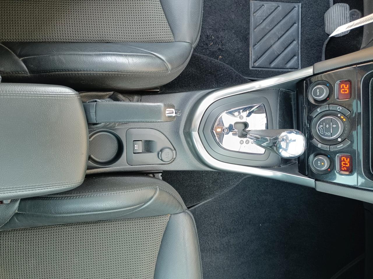 Peugeot 308 1.6 8V e-HDi 112CV Stop&Start robotiz. 5p. Allure