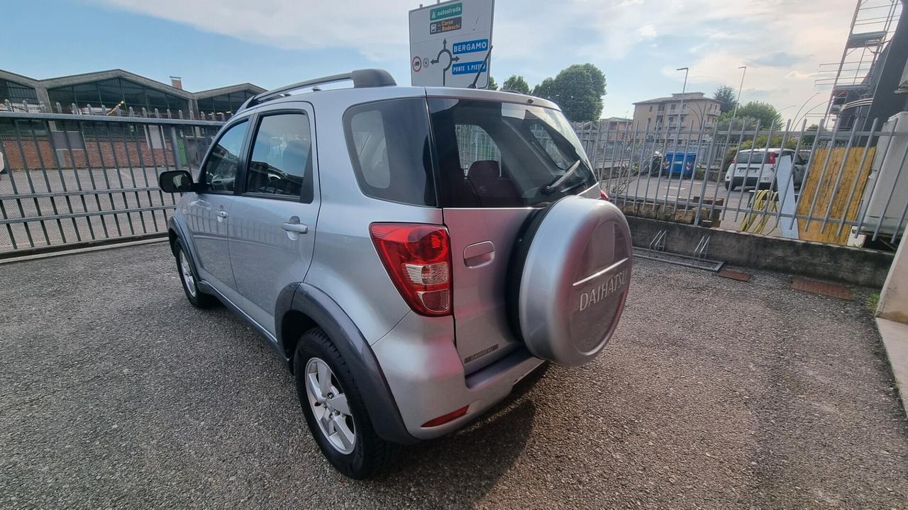 Daihatsu Terios 1.5 4WD TOP S