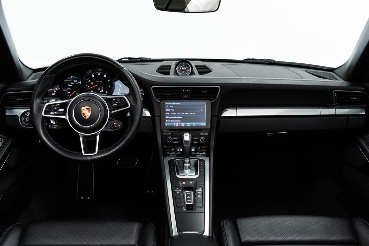 Porsche 911 3.0 Carrera 4 Cabriolet