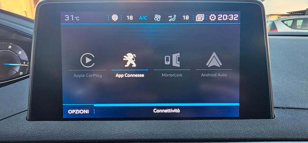 Peugeot 3008 BlueHDi 130 S&S EAT8 Crossway