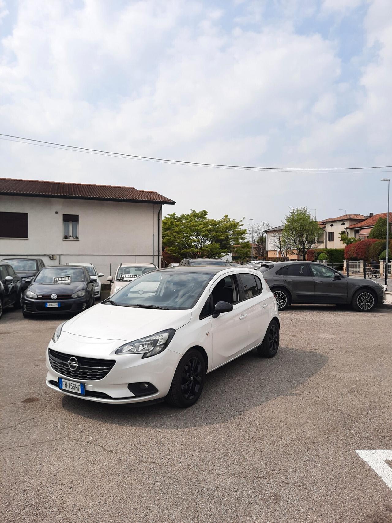 Opel Corsa 1.2 5 porte Innovation OK NEOPATENTATI