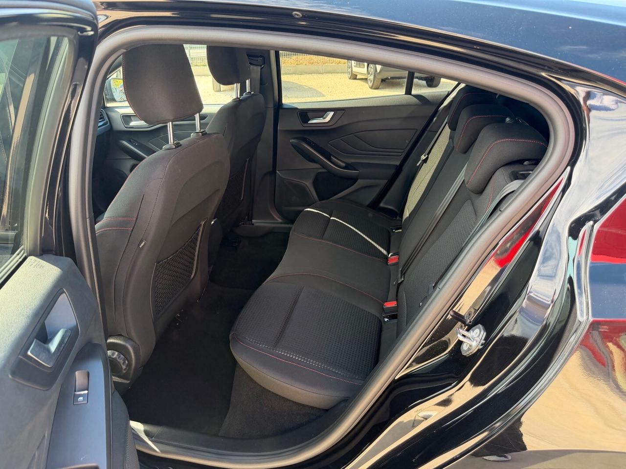 Ford Focus 1.5 EcoBlue 115 CV automatico 5p. ST-Line