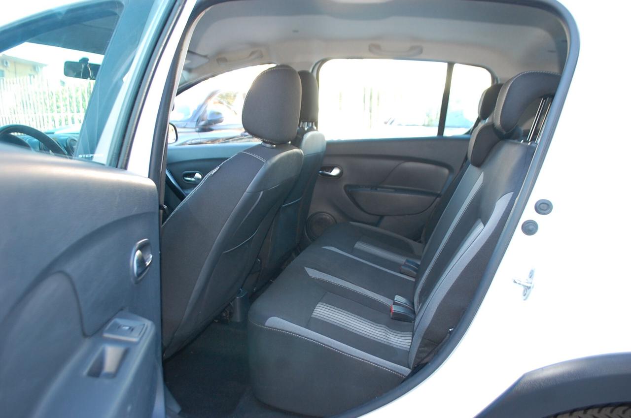 Dacia Sandero Stepway 0.9 tce 90CV turbo Gpl Navi Uff Italy USB