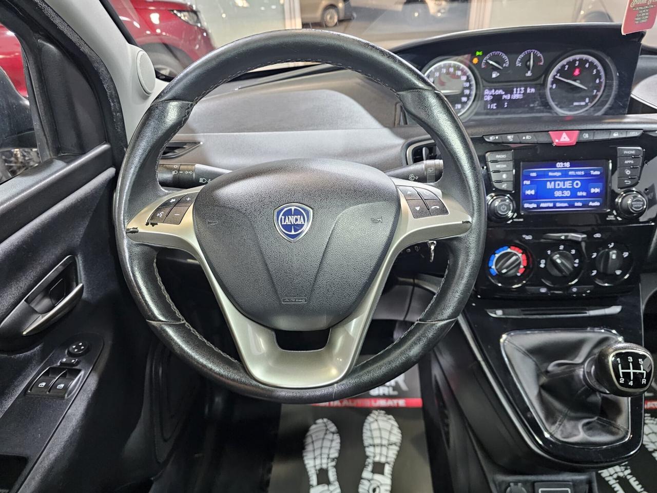 Lancia Ypsilon 1.2 69 CV 5 porte benz.