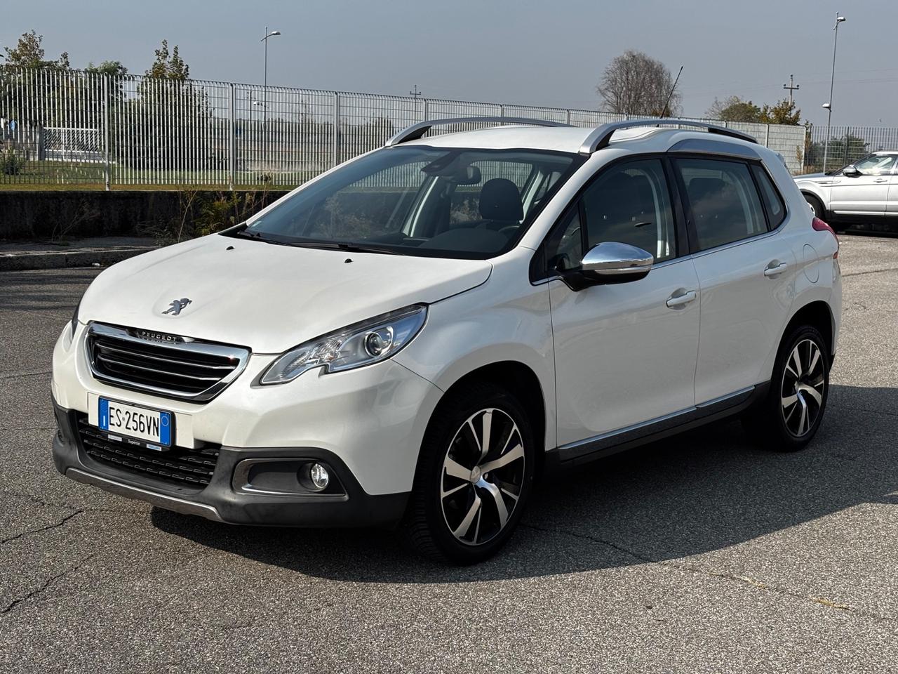 Peugeot 2008 1.6 e-HDi 92 CV, SOLO 70 MILA KM