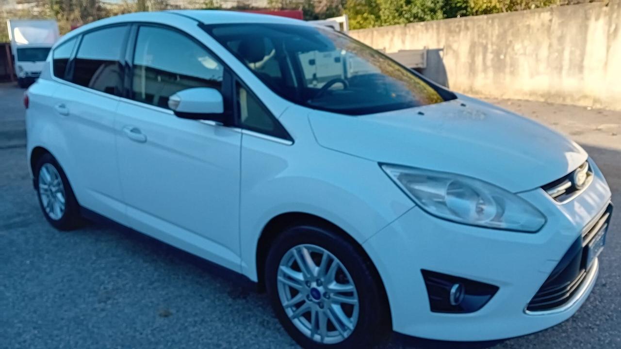 Ford c-max 1.6 tdci titanium/navi-2015