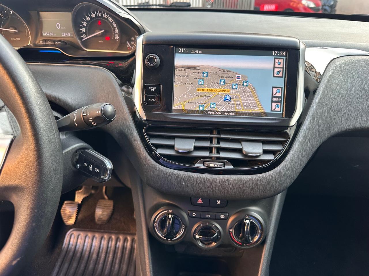 Peugeot 208 1.4 HDi 68 CV 5 porte Active