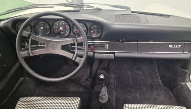PORSCHE 911 2.2 T KARMANN COUPE'