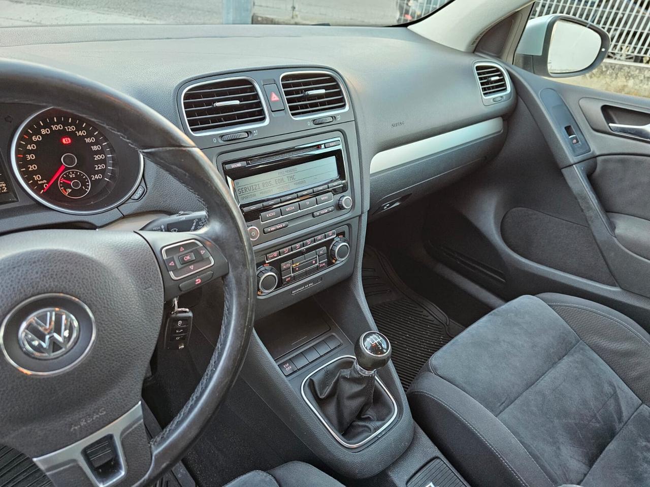 Volkswagen Golf 1.6 TDI 105cv Highline DPF*Euro5*
