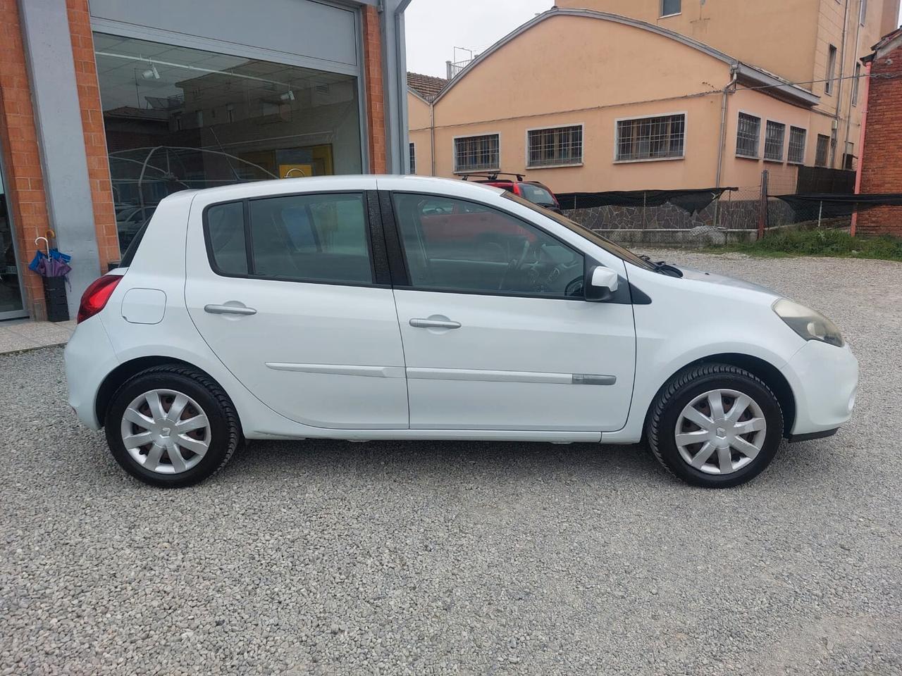 Renault Clio 1.2 16V 5 porte GPL UNICO PROPRIETARIO
