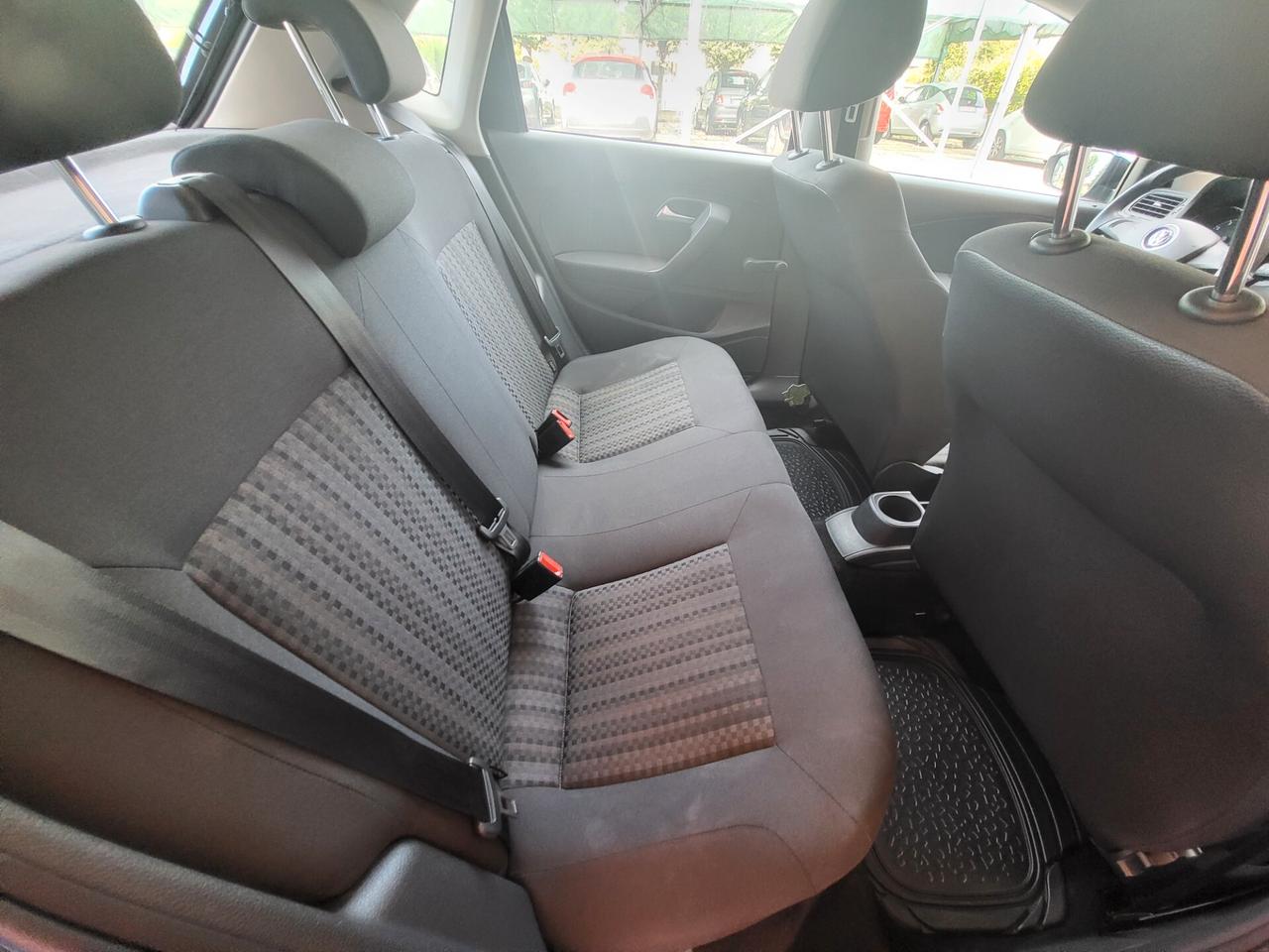 Volkswagen Polo 1.0 MPI 5p. Business